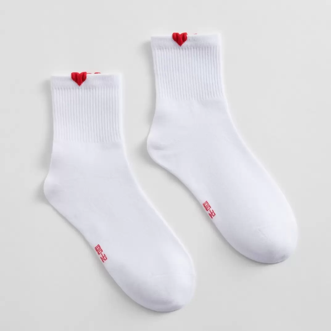 MINAKU Сердечки белый, женские носки (изображение 1)